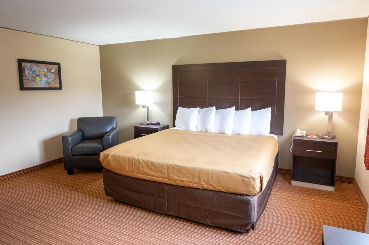 Surestay By Best Western Massena Exterior photo