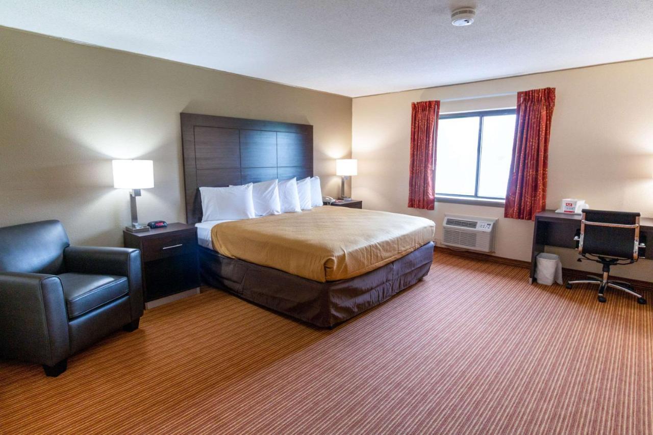 Surestay By Best Western Massena Exterior photo