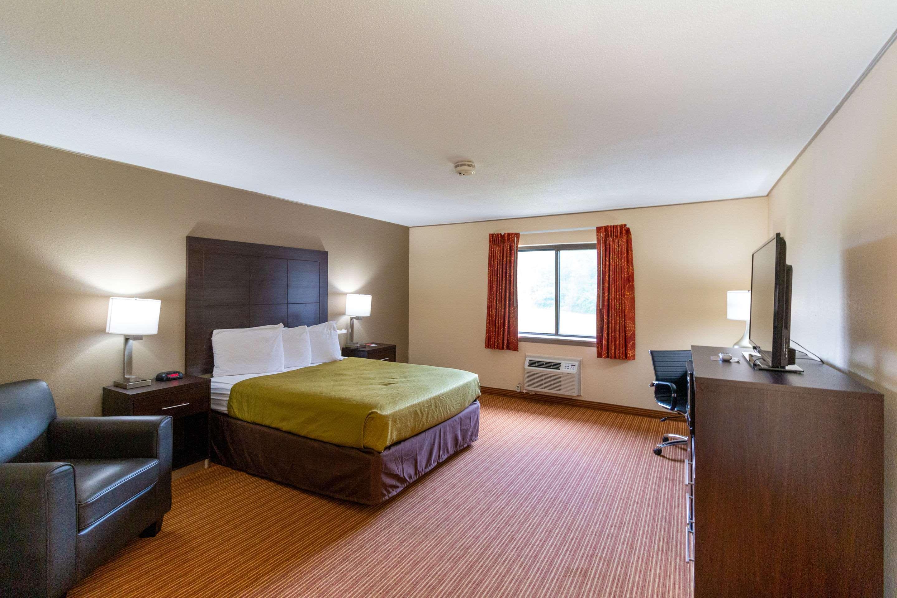 Surestay By Best Western Massena Exterior photo
